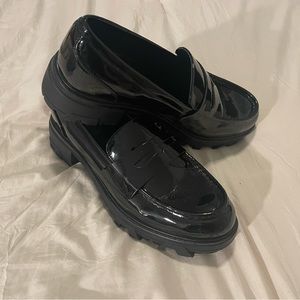 Leather black loafers